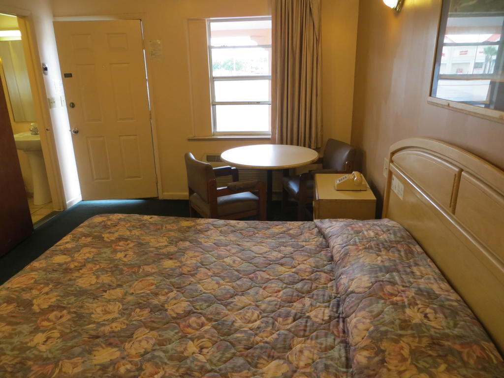 Budget Inn Sebring Zimmer foto